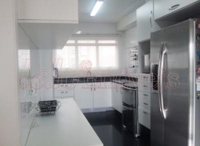 Apartamento à venda com 3 quartos, 178m² - Foto 16