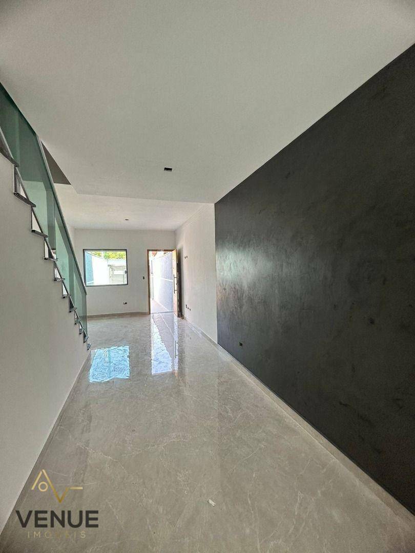 Sobrado à venda com 2 quartos, 90m² - Foto 2