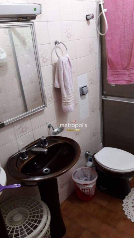 Sobrado à venda com 3 quartos, 250m² - Foto 25