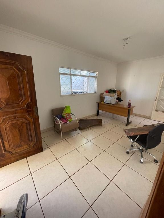 Casa à venda com 3 quartos, 170m² - Foto 5