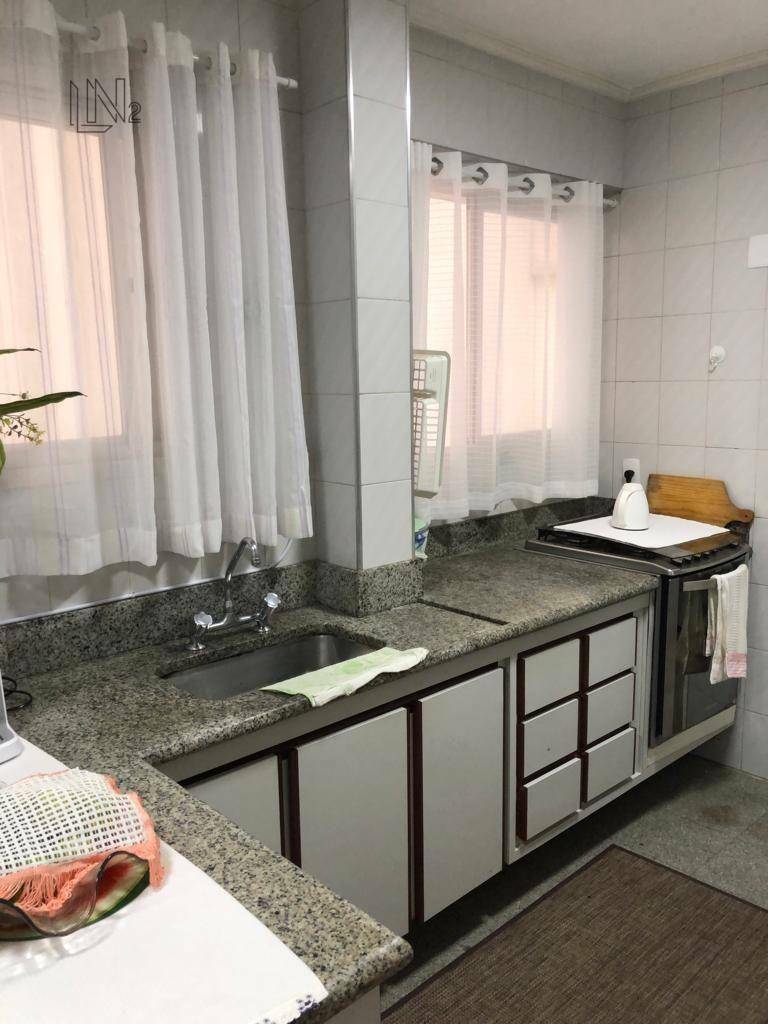 Apartamento à venda com 3 quartos, 110m² - Foto 19