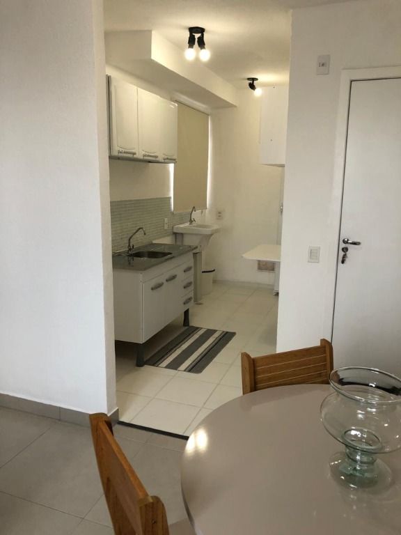 Apartamento à venda com 2 quartos, 38m² - Foto 8