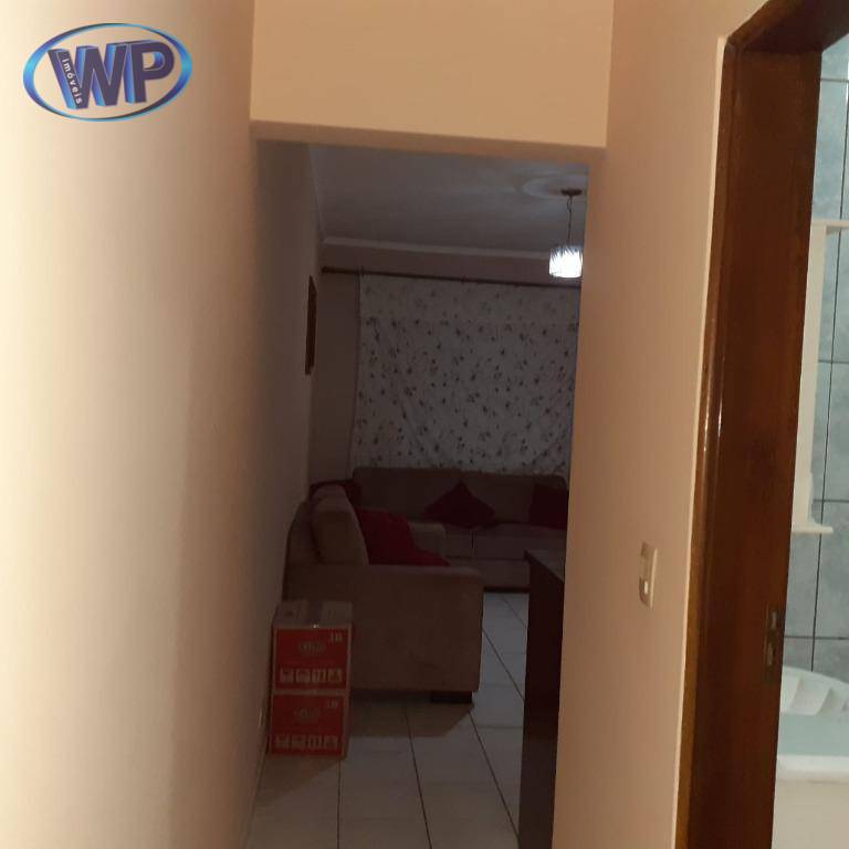 Sobrado à venda com 4 quartos, 227m² - Foto 2