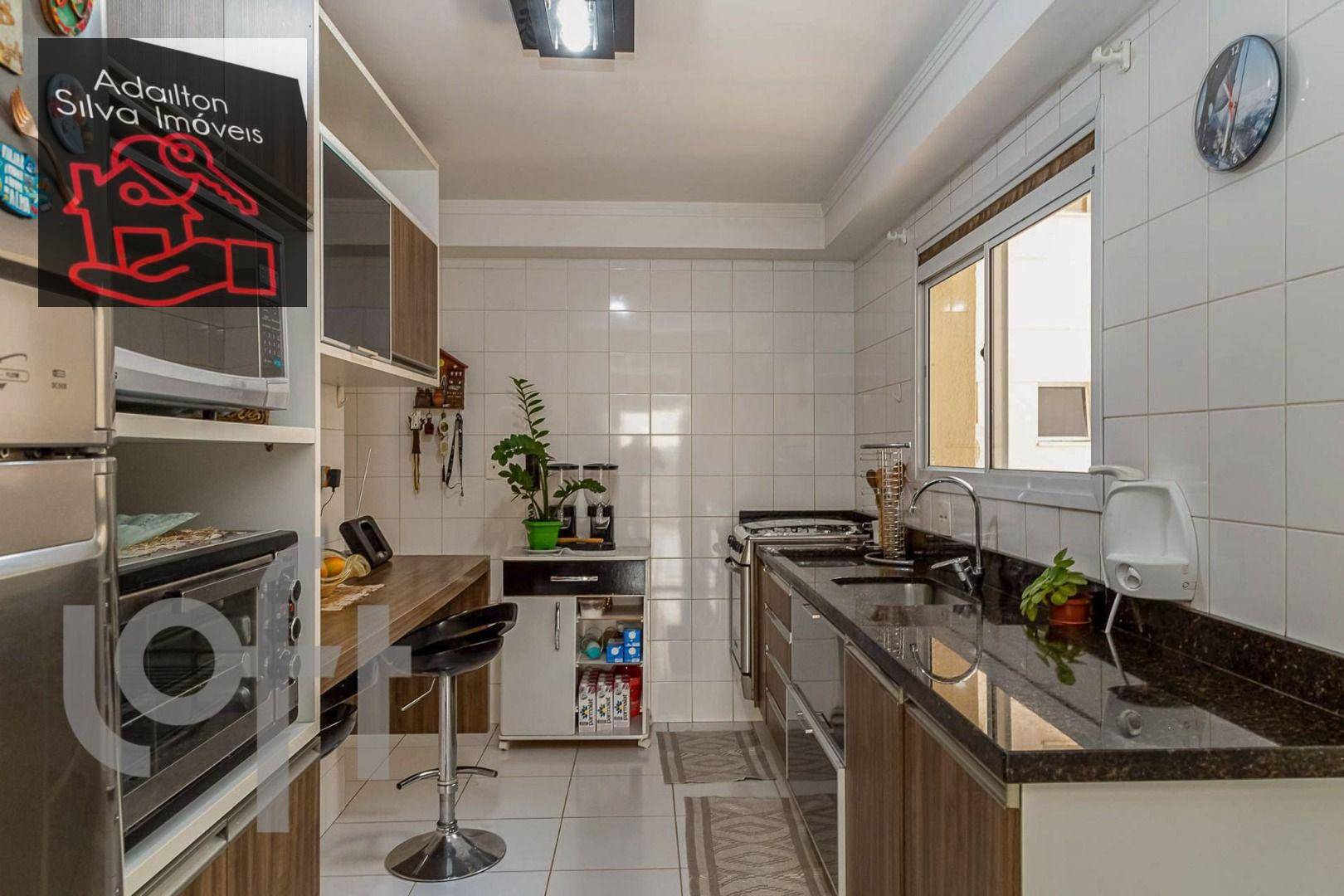 Apartamento à venda com 4 quartos, 134m² - Foto 29