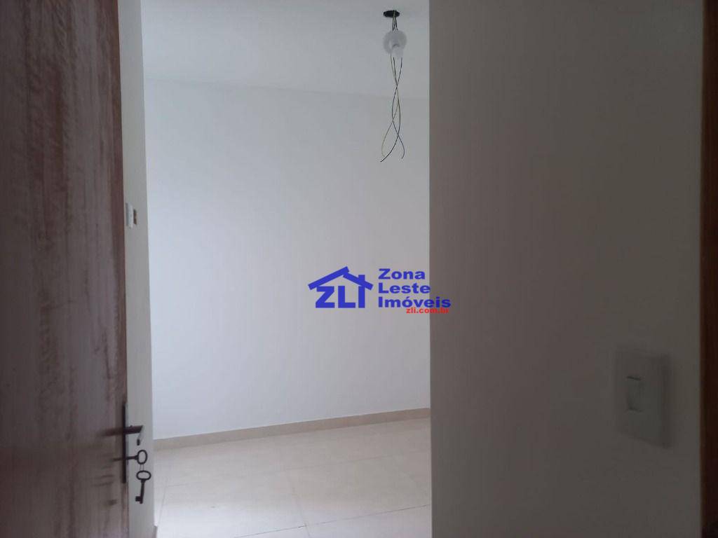 Apartamento à venda com 2 quartos, 37m² - Foto 13