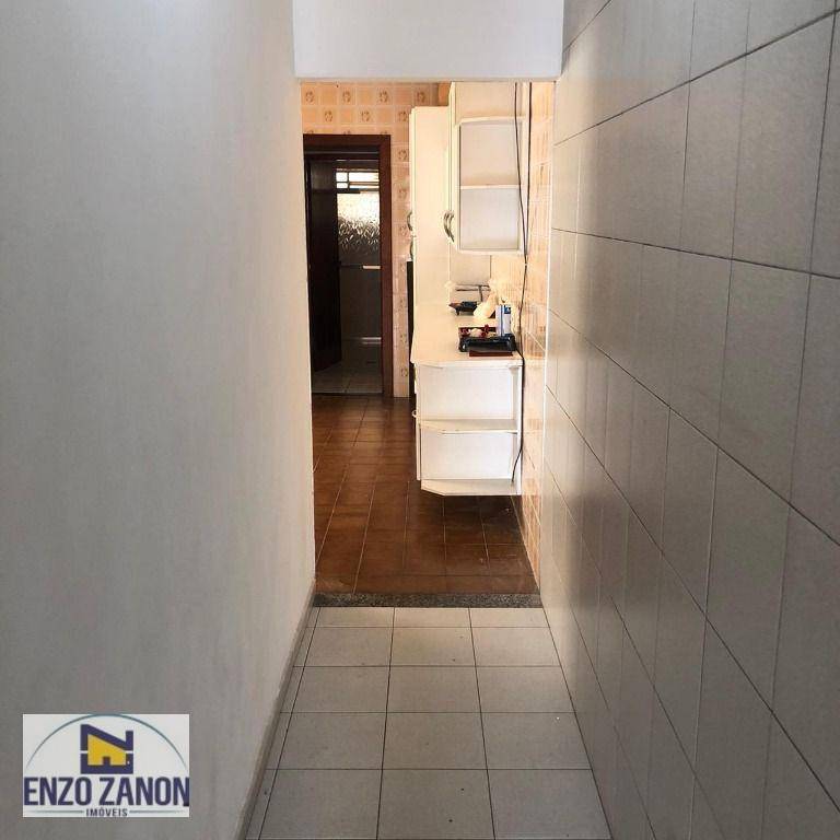 Casa para alugar com 3 quartos, 226m² - Foto 12