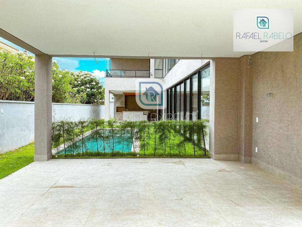 Casa de Condomínio à venda com 5 quartos, 525m² - Foto 2