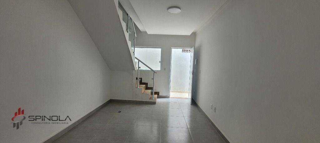 Sobrado à venda com 2 quartos, 78m² - Foto 1