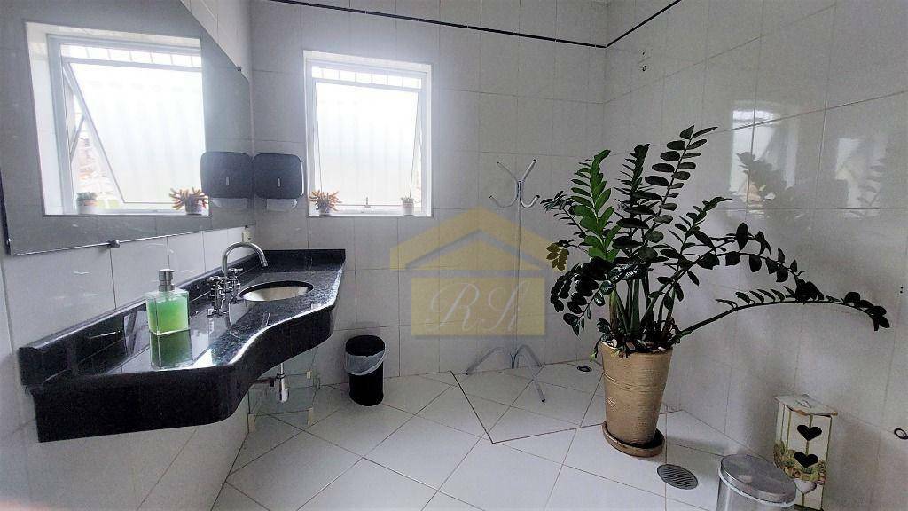 Sobrado à venda e aluguel com 3 quartos, 177m² - Foto 12