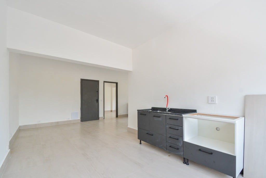 Apartamento à venda com 2 quartos, 75m² - Foto 17