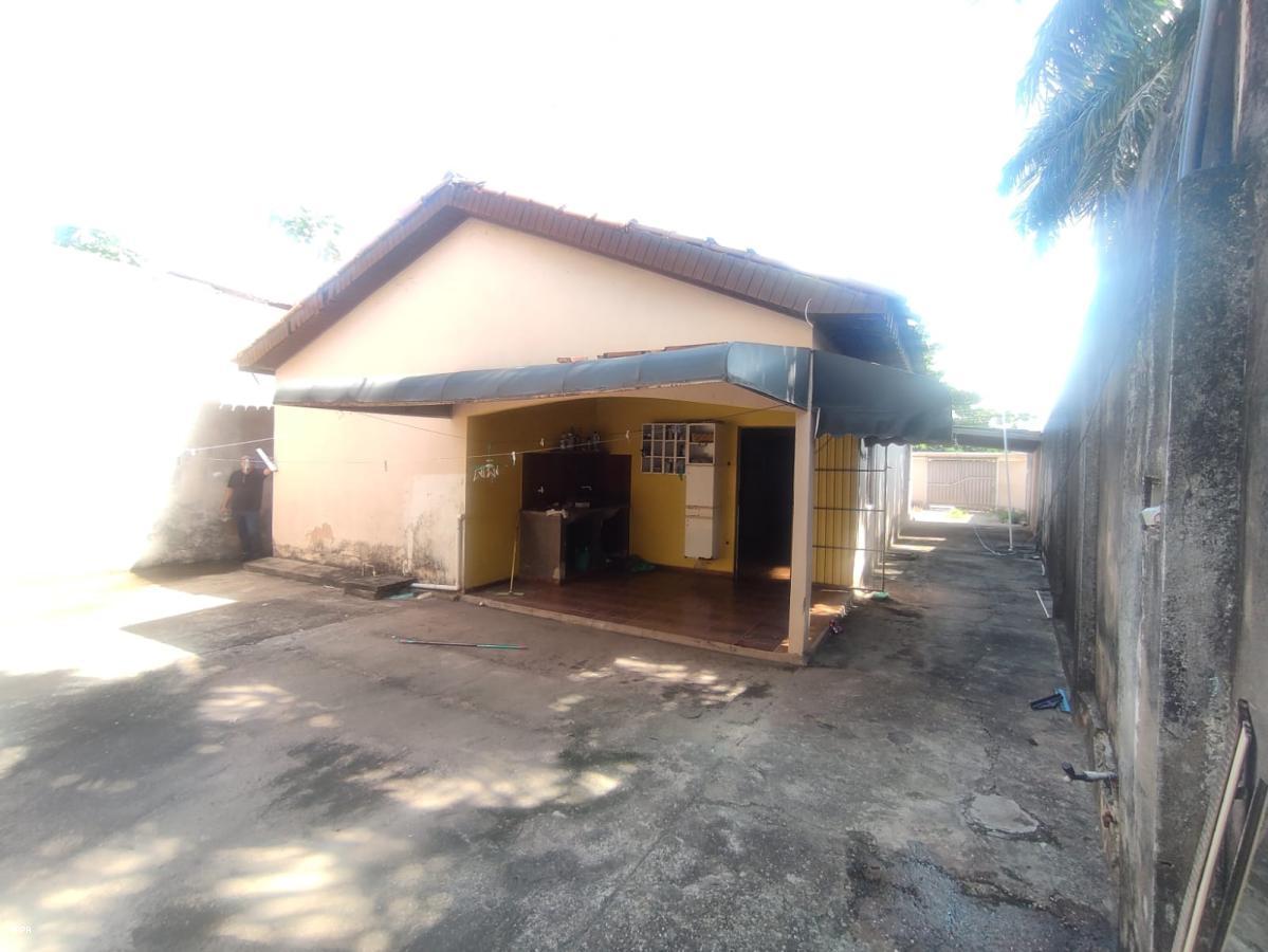 Casa para alugar com 1 quarto, 100m² - Foto 11