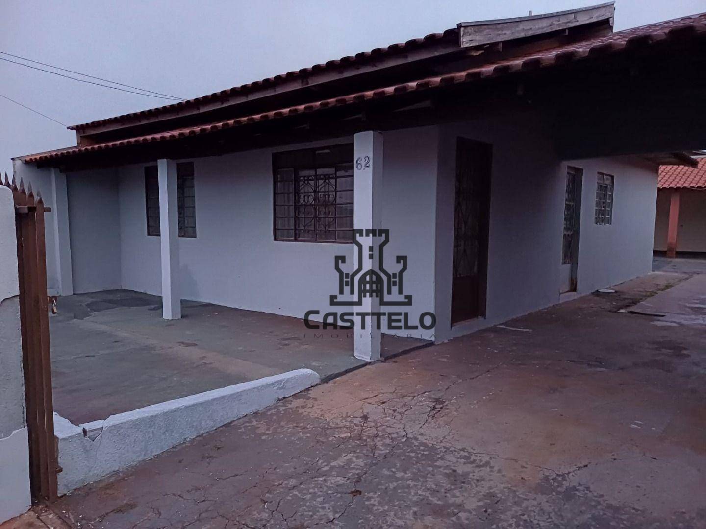 Casa à venda e aluguel com 3 quartos, 130m² - Foto 2