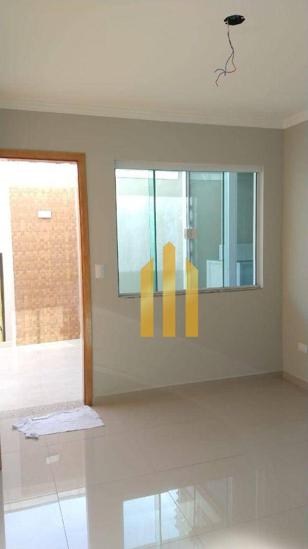 Apartamento à venda com 2 quartos, 39m² - Foto 2