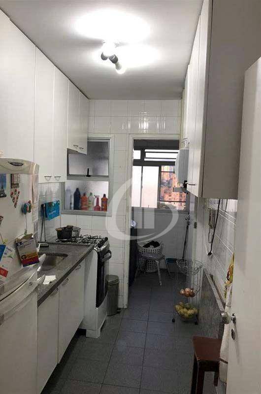 Apartamento à venda com 2 quartos, 60m² - Foto 6