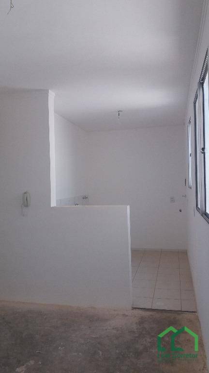 Apartamento à venda com 2 quartos, 45m² - Foto 3