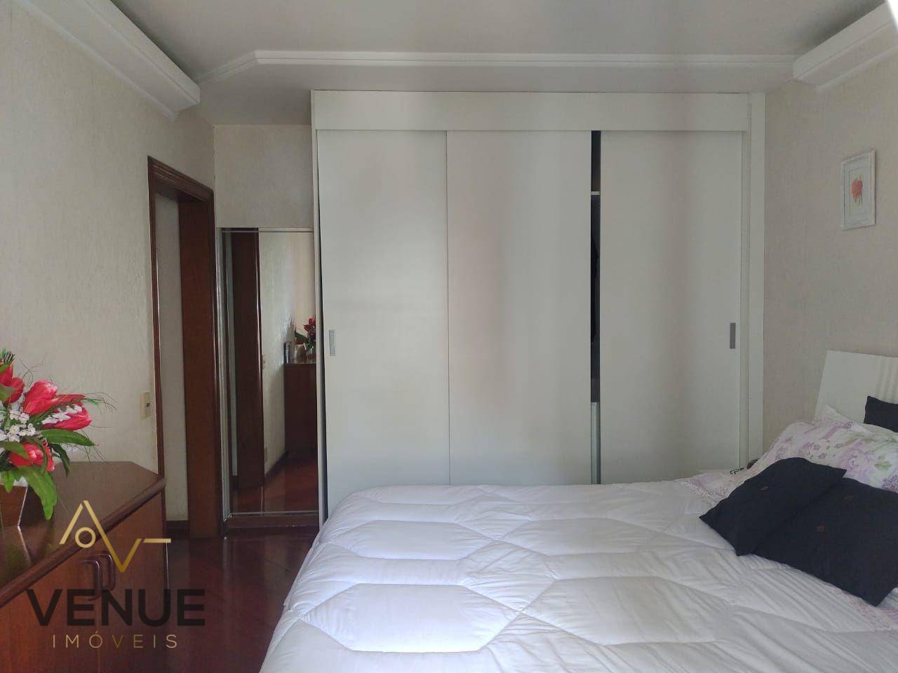 Apartamento à venda com 4 quartos, 188m² - Foto 12