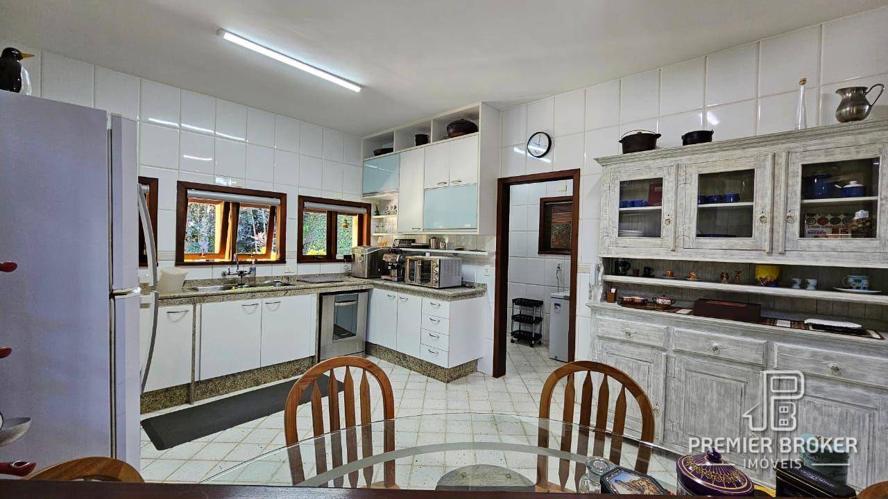 Casa de Condomínio à venda com 3 quartos, 350m² - Foto 22