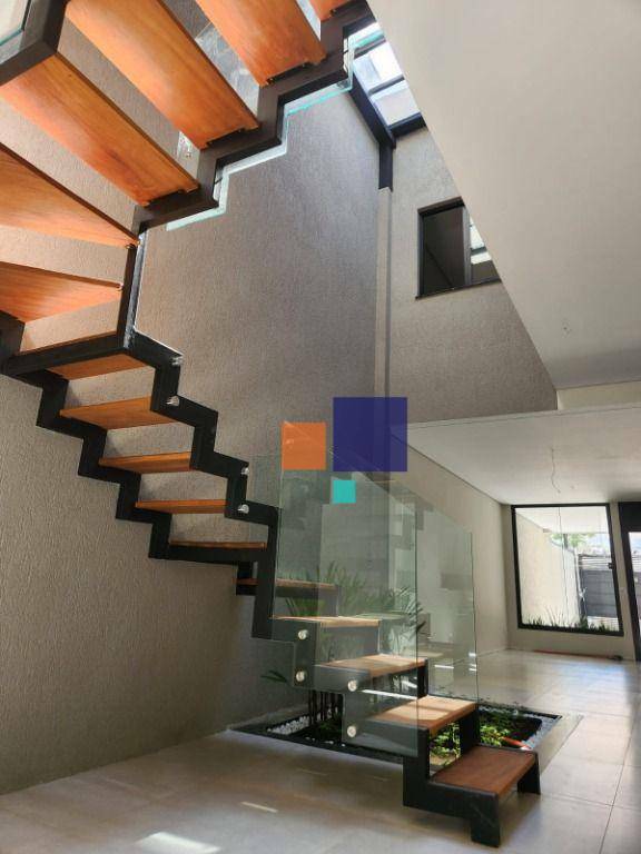 Sobrado à venda com 3 quartos, 143m² - Foto 3