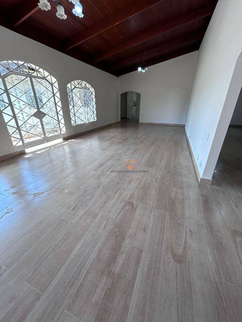 Sobrado à venda e aluguel com 4 quartos, 608m² - Foto 18