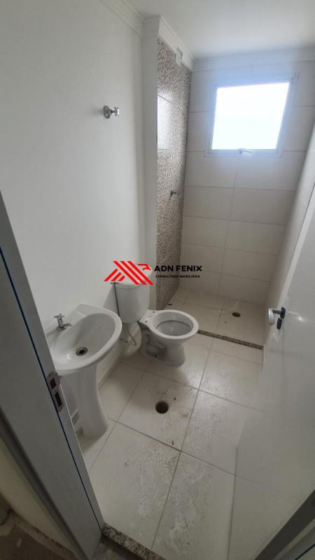 Apartamento à venda com 2 quartos, 57m² - Foto 13