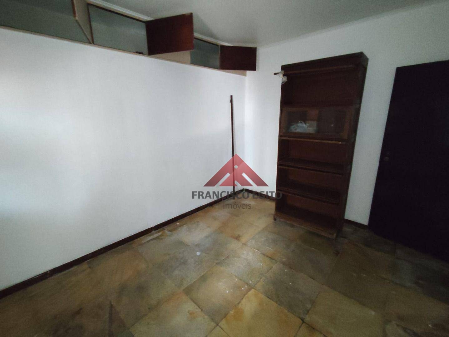 Casa à venda com 4 quartos, 444m² - Foto 37