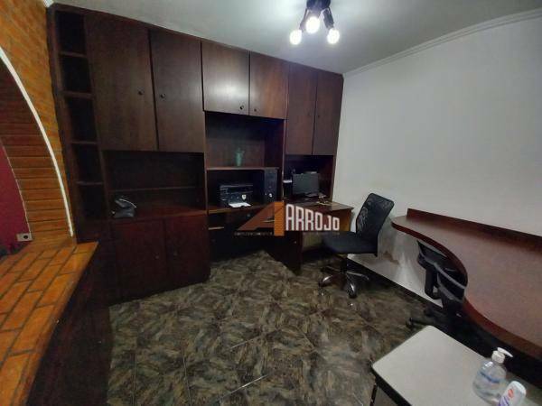 Sobrado à venda com 2 quartos, 130m² - Foto 4