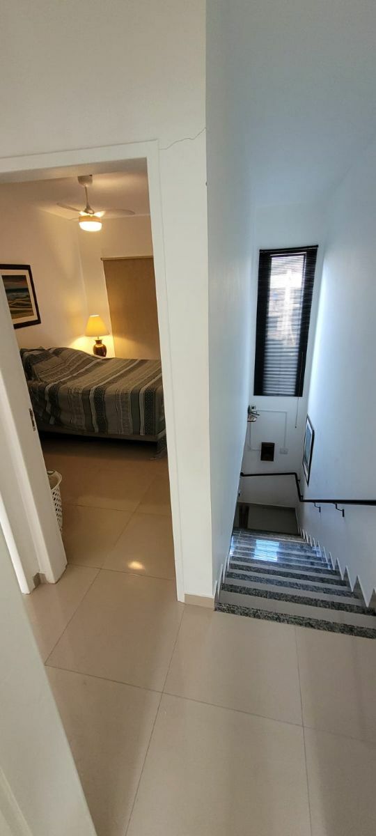 Casa à venda com 2 quartos, 72m² - Foto 13