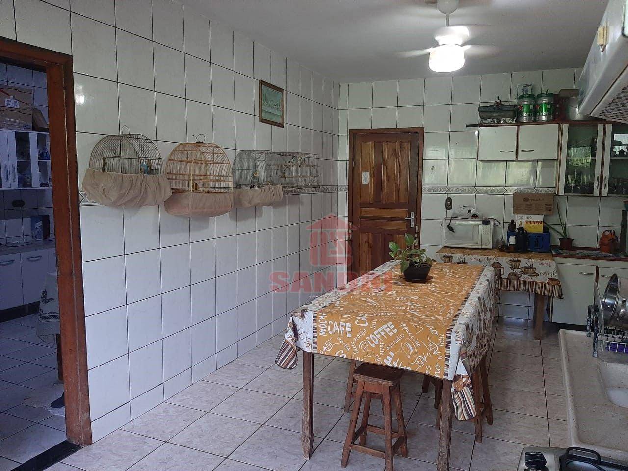 Casa à venda com 4 quartos, 205m² - Foto 8