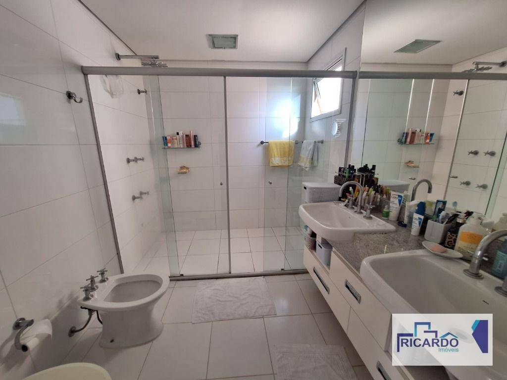 Apartamento à venda com 4 quartos, 180m² - Foto 12