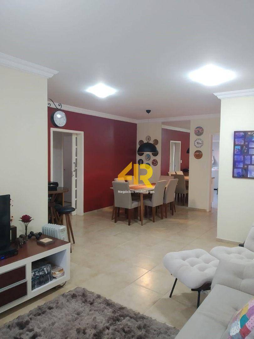 Apartamento à venda com 3 quartos, 128m² - Foto 9