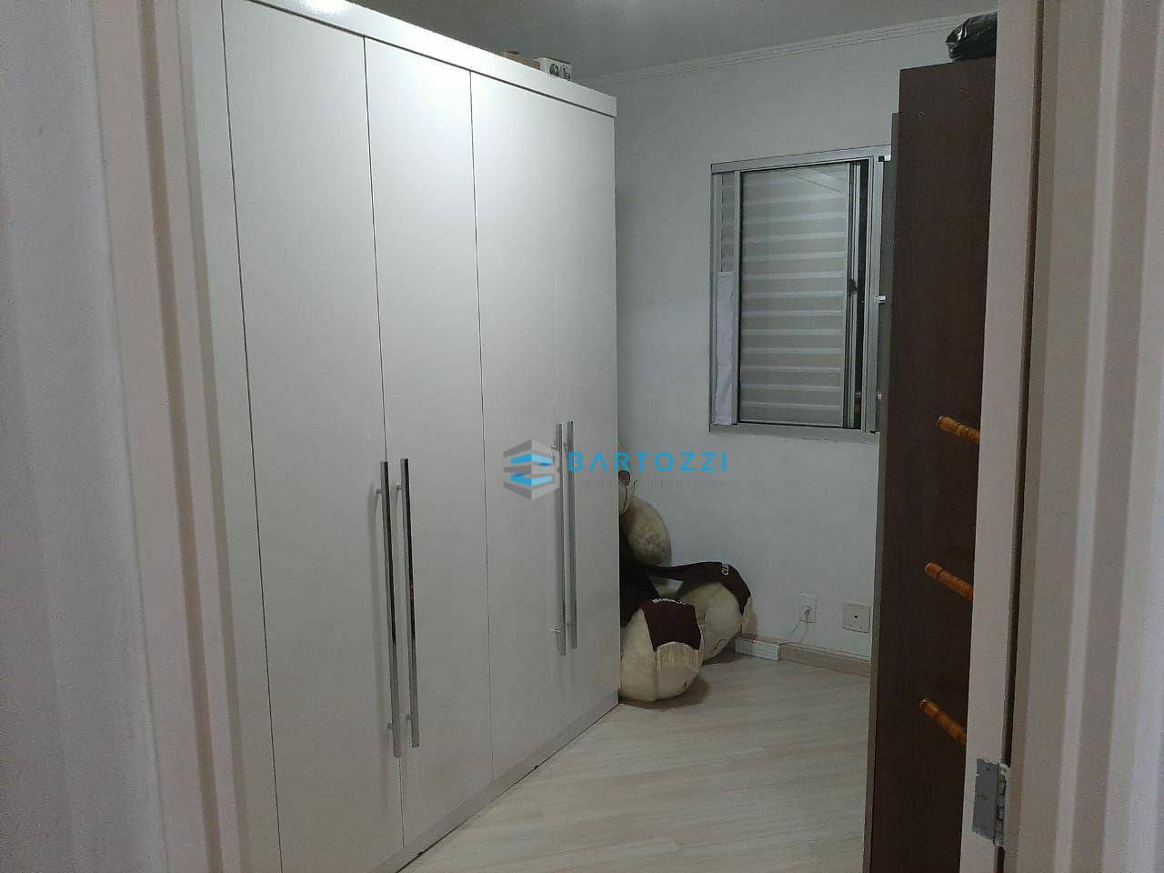 Apartamento à venda com 2 quartos, 50m² - Foto 14