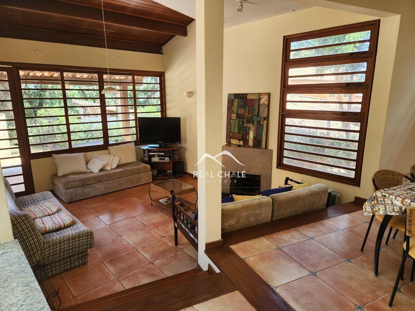 Casa de Condomínio à venda com 4 quartos, 2000M2 - Foto 9