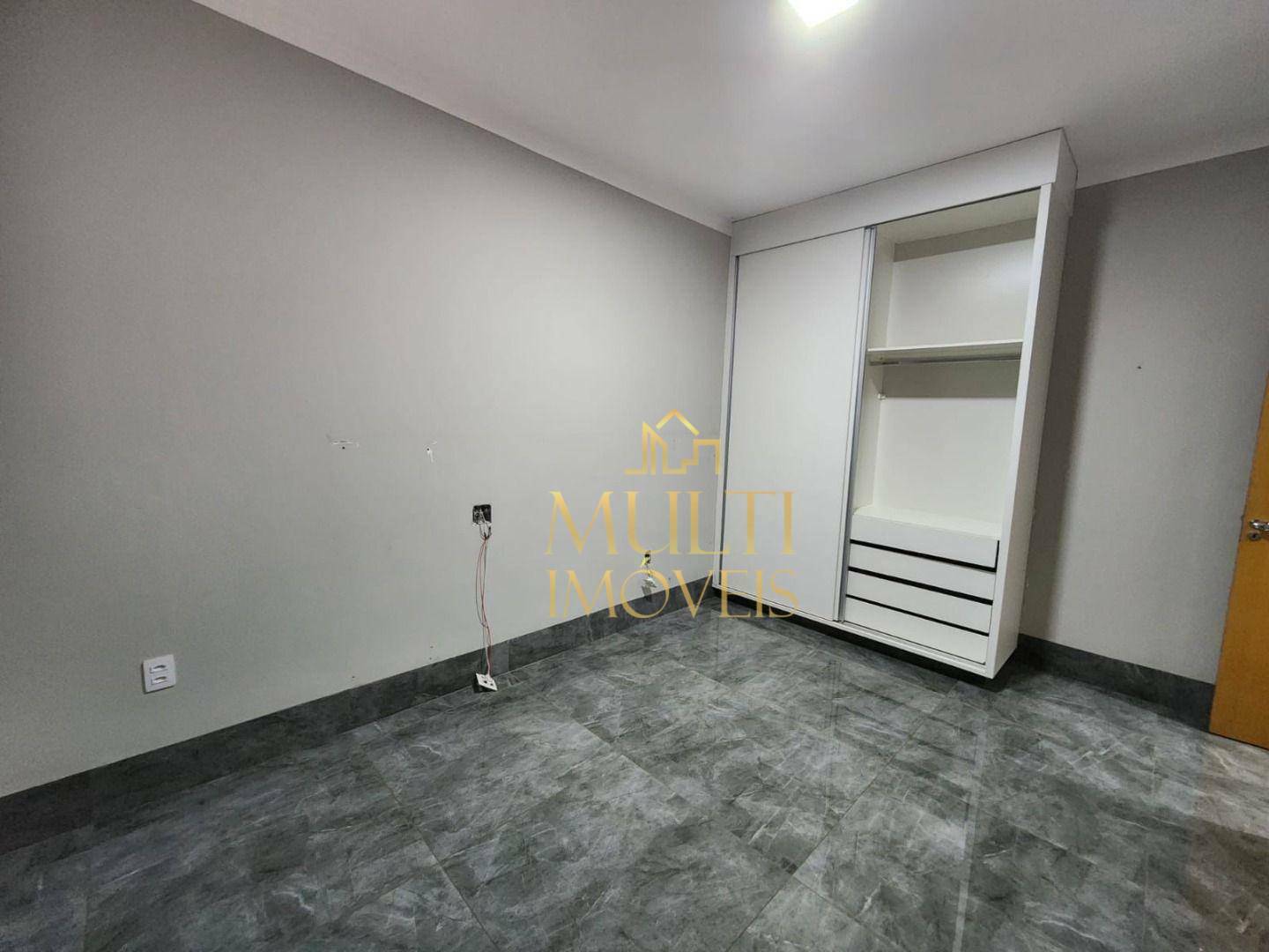 Casa à venda com 4 quartos, 264m² - Foto 19