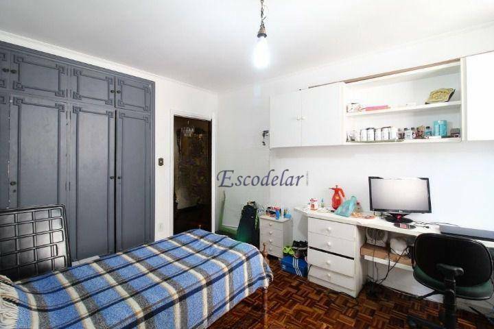 Apartamento à venda com 4 quartos, 187m² - Foto 12