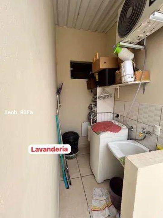 Casa à venda com 3 quartos, 112m² - Foto 13