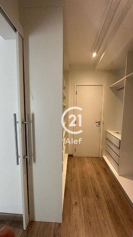 Apartamento à venda com 3 quartos, 145m² - Foto 9