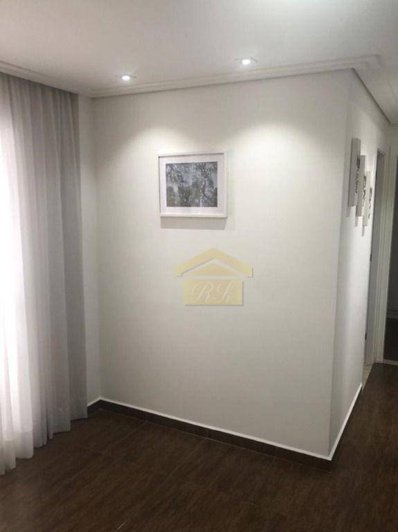 Apartamento à venda com 2 quartos, 40m² - Foto 6