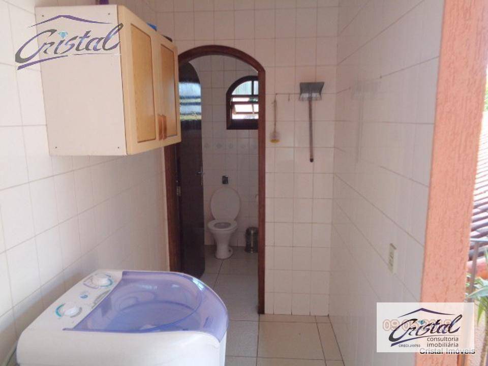 Casa à venda com 4 quartos, 240m² - Foto 15