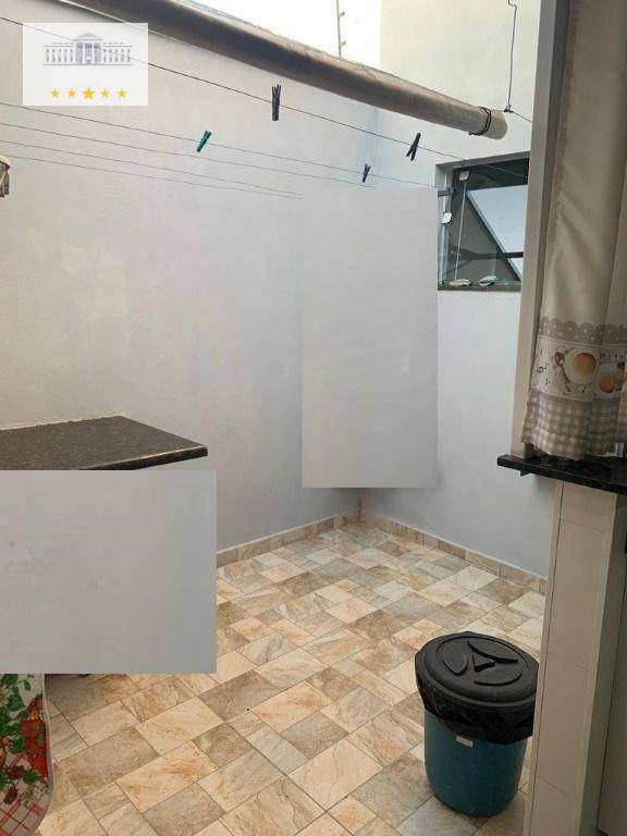 Casa à venda com 2 quartos, 120m² - Foto 4