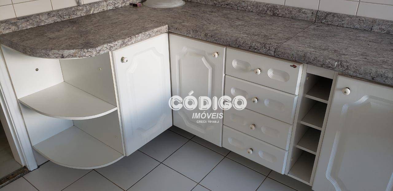 Apartamento à venda com 2 quartos, 75m² - Foto 6