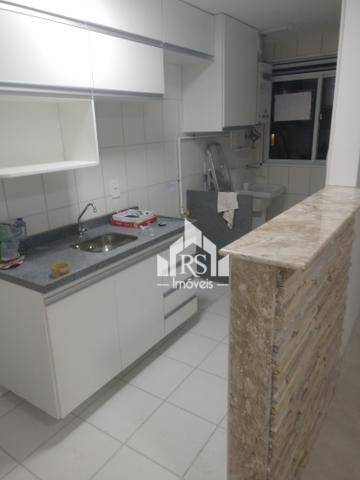 Apartamento à venda com 2 quartos, 55m² - Foto 10