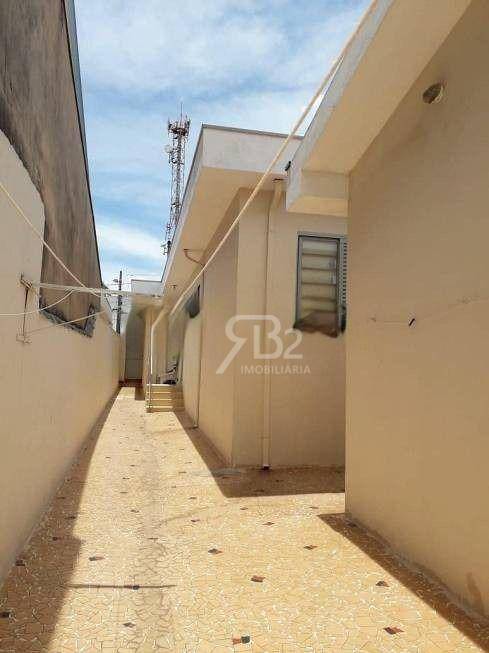 Casa à venda com 3 quartos, 260m² - Foto 3