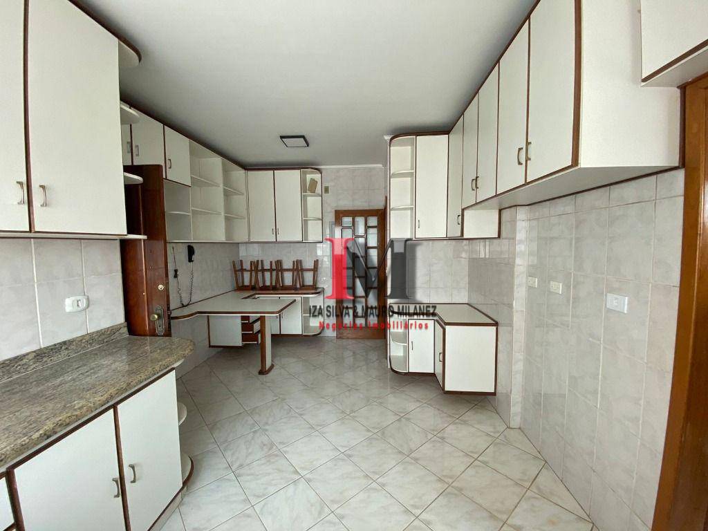 Apartamento para alugar com 3 quartos, 145M2 - Foto 20