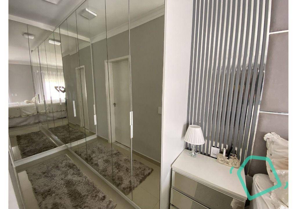 Casa de Condomínio à venda com 4 quartos, 250m² - Foto 50