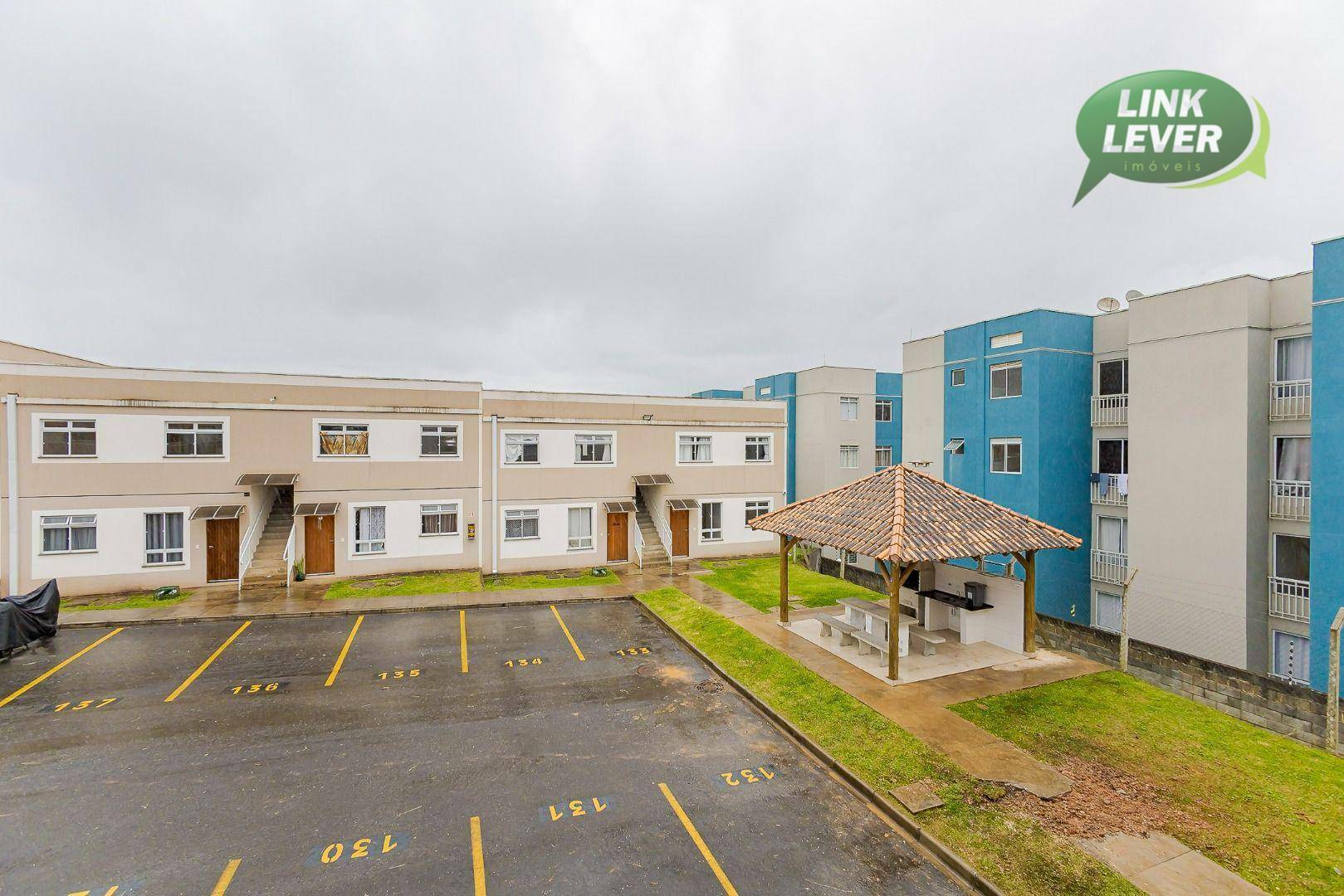 Apartamento à venda com 2 quartos, 41m² - Foto 2