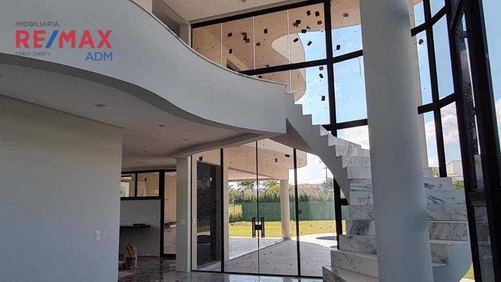 Casa de Condomínio à venda com 4 quartos, 379m² - Foto 5