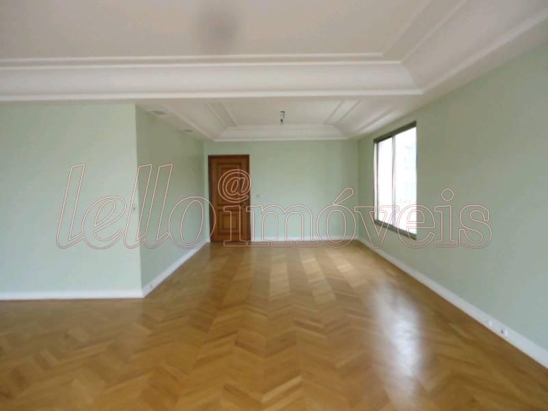 Apartamento para alugar com 3 quartos, 380m² - Foto 1