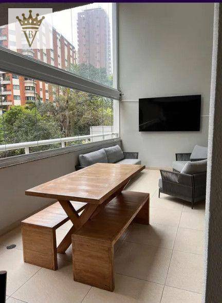 Apartamento à venda com 4 quartos, 238m² - Foto 14