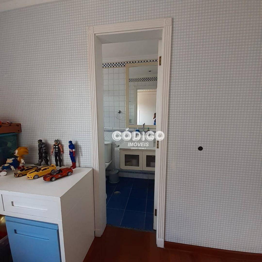 Apartamento à venda com 3 quartos, 115m² - Foto 13