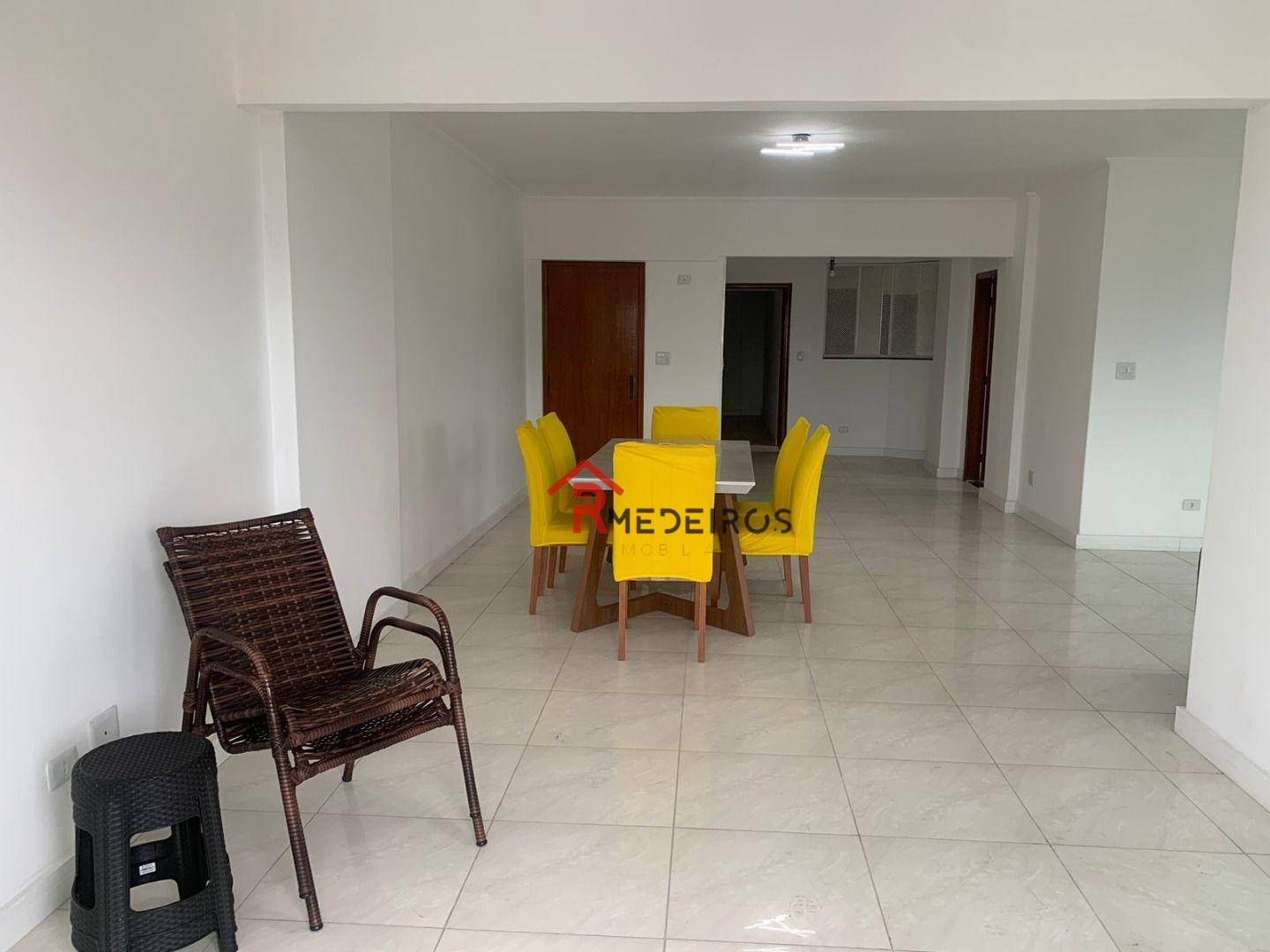 Apartamento à venda com 4 quartos, 232m² - Foto 4